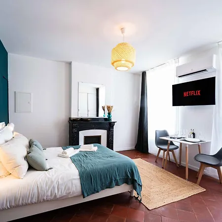 Les Du 48j Design 7 Clim Et Kitchenette Centre *